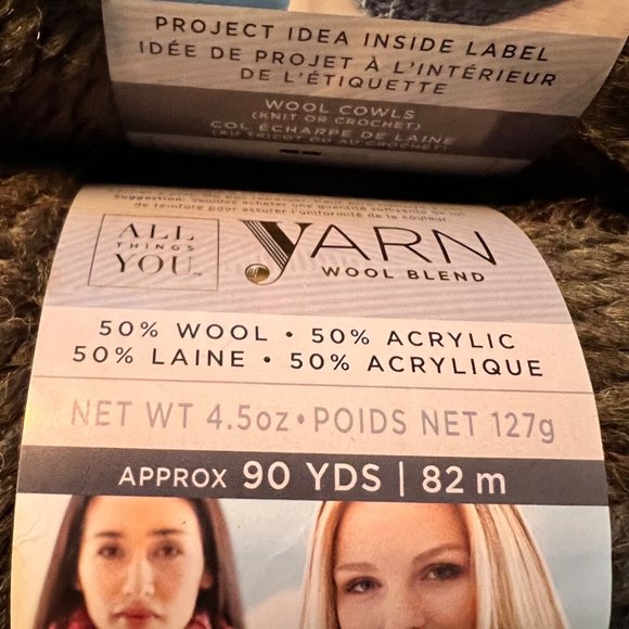 All Things You Wool Blend Yarn Moss Green - Picture 4 of 10